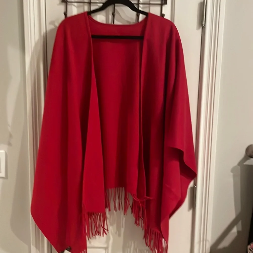 NWT Saks Fifth Avenue Garnet Red Lambswool Wrap